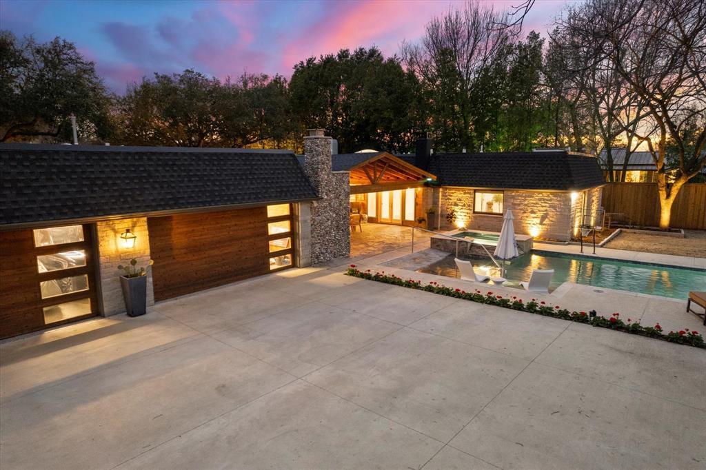 4 beds bed 5 baths bath in 5505 Northaven Rd, Dallas, TX 75229 - Photo 3