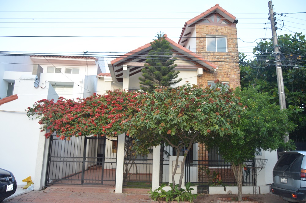 CASA DE 2 PLANTAS, 5 DORMS EN CANAL COTOCA
