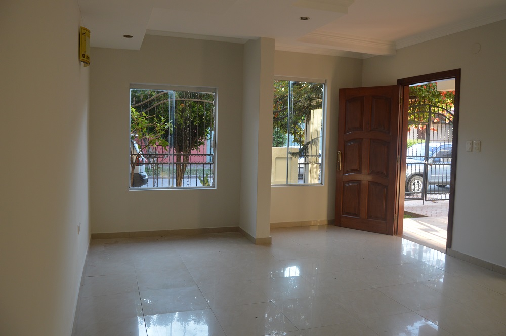 CASA DE 2 PLANTAS, 5 DORMS EN CANAL COTOCA - Photo 7