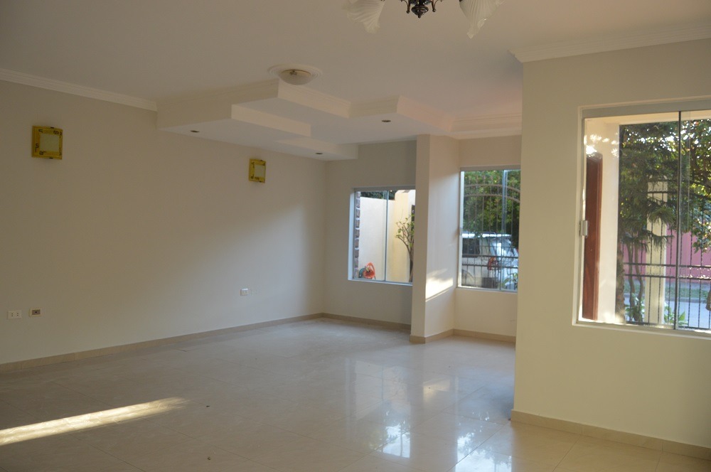 CASA DE 2 PLANTAS, 5 DORMS EN CANAL COTOCA - Photo 9