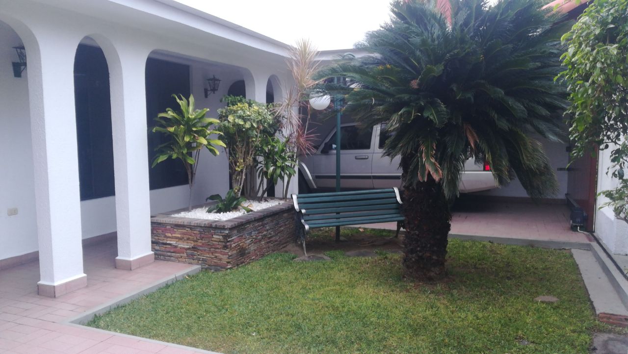CASA EN VENTA