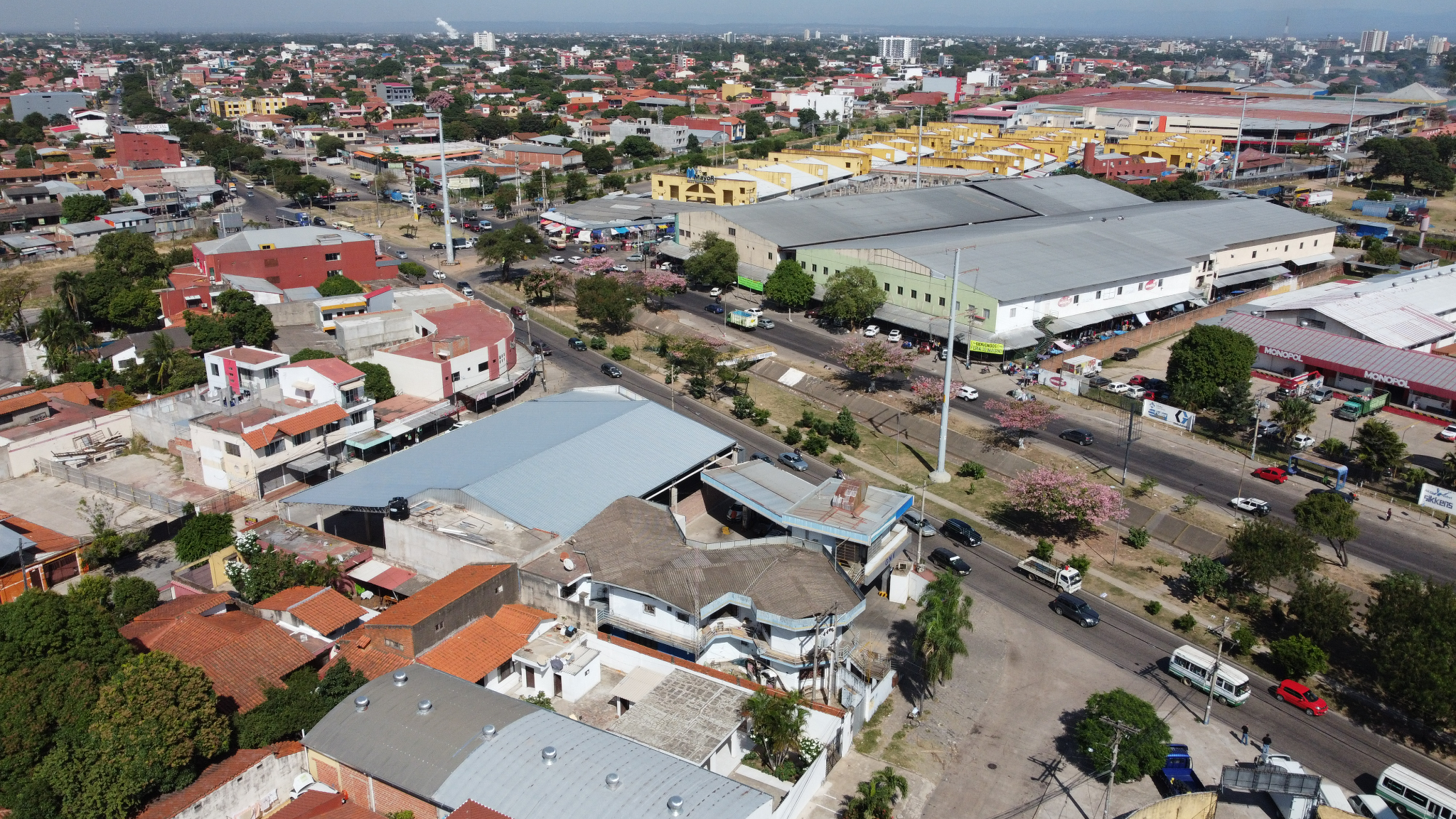 SURTIDOR EN VENTA SOBRE AV 4TO ANILLO - Photo 3