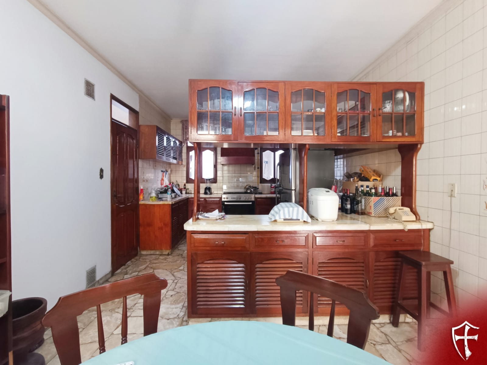 Casa en venta sobre avenida ideal para desarrollo inmobiliario - Photo 8