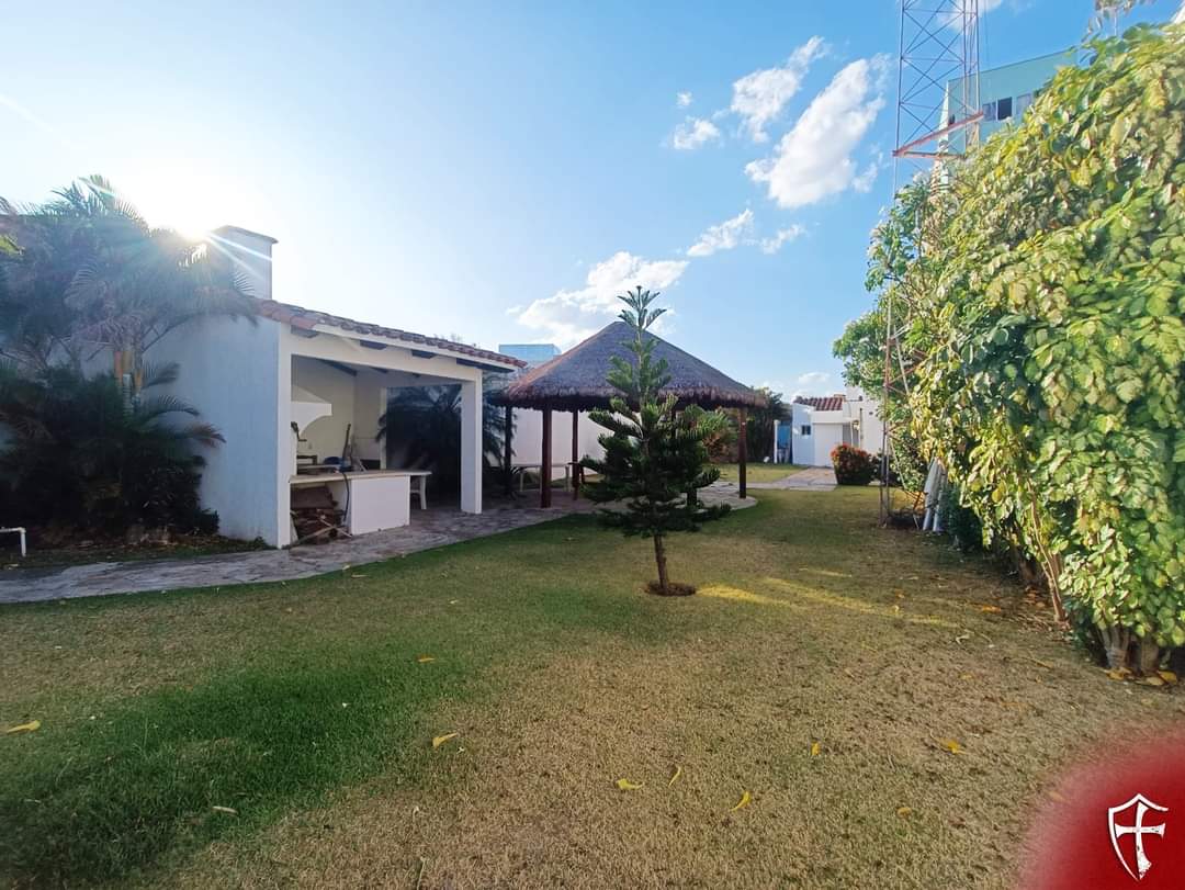 CASA EN VENTA SOBRE AVENIDA CASI 1ER ANILLO - ZONA PARQUE URBANO - Photo 13