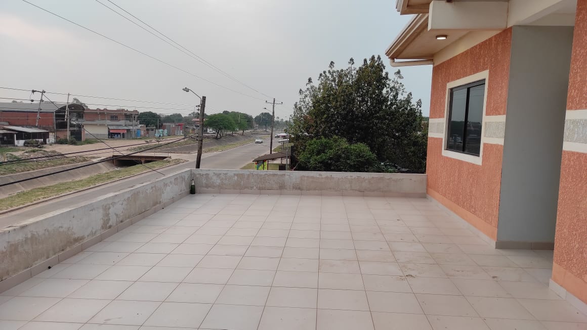 EN VENTA CASA COMERCIAL ZONA ESTE AV. PANAMERICANA Y AV. LUJAN EN SANTA CRUZ - Photo 7