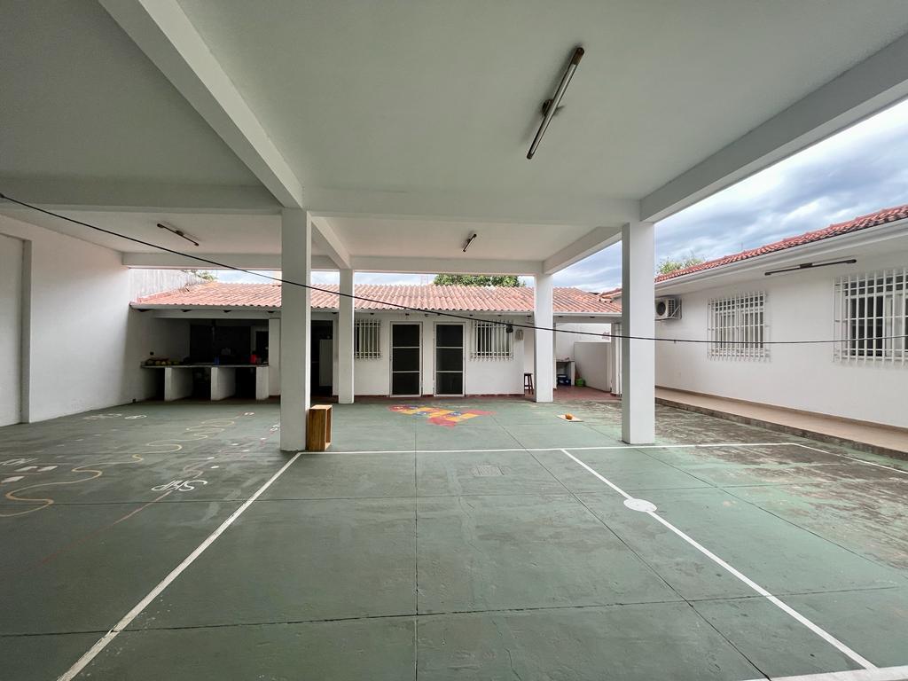 CASA CON GALPÓN SOBRE AVENIDA - PARA EMPRESA - Photo 10