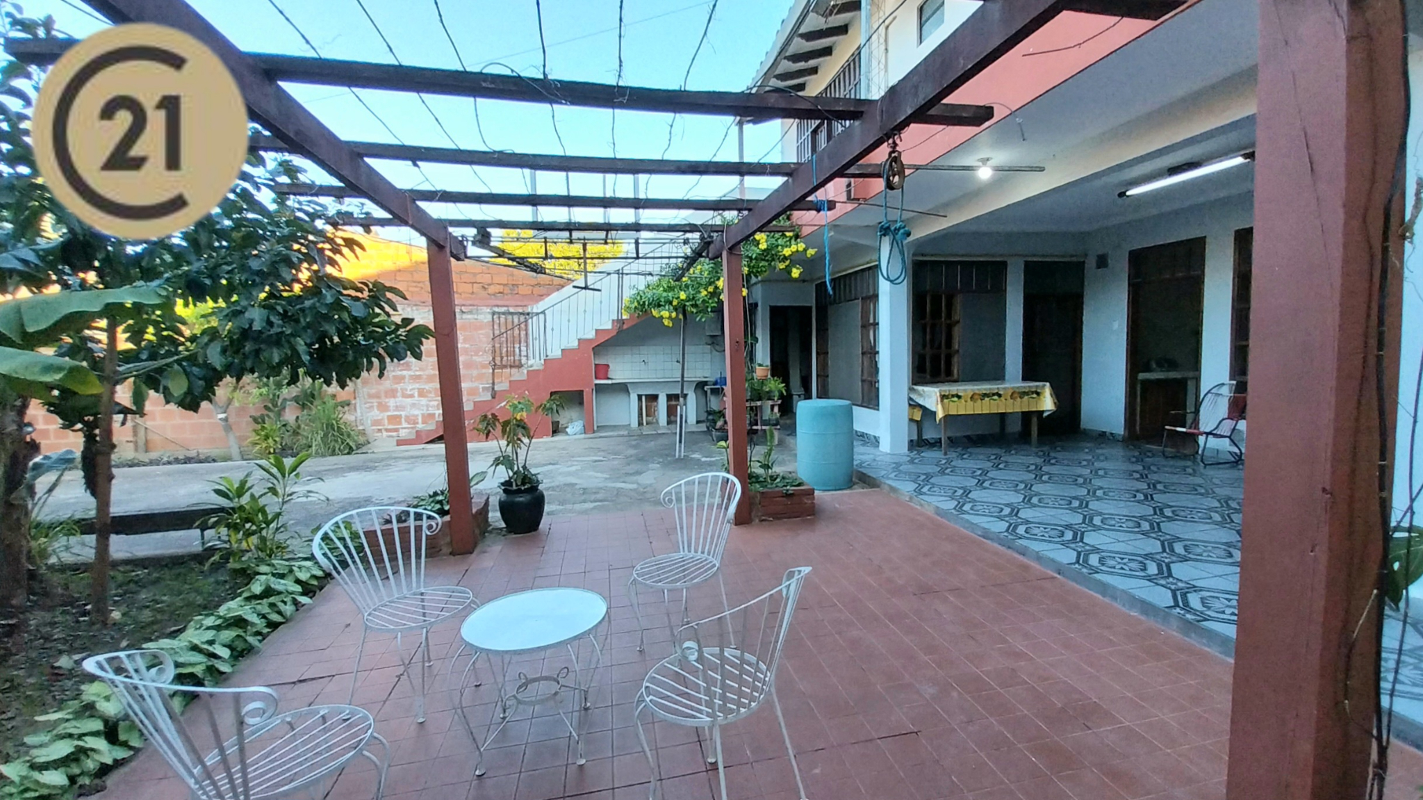 EN VENTA, ZONA ESTE, CASA DE 4 HABITACIONES: VIVIENDA Y NEGOCIO - Photo 16