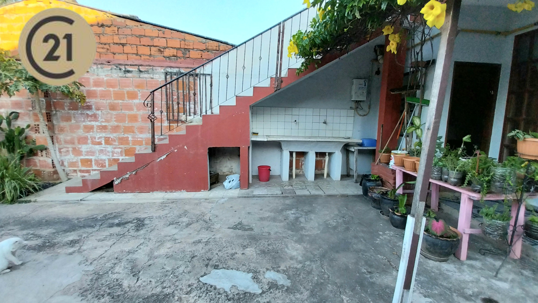 EN VENTA, ZONA ESTE, CASA DE 4 HABITACIONES: VIVIENDA Y NEGOCIO - Photo 17