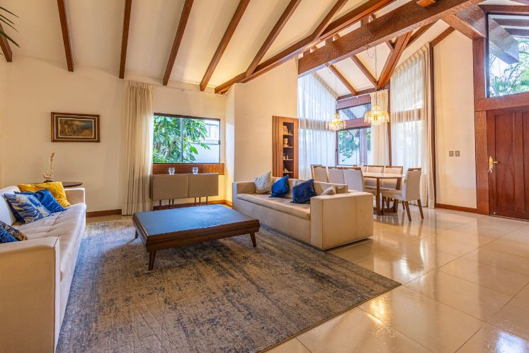 Casa En Venta- Equipetrol