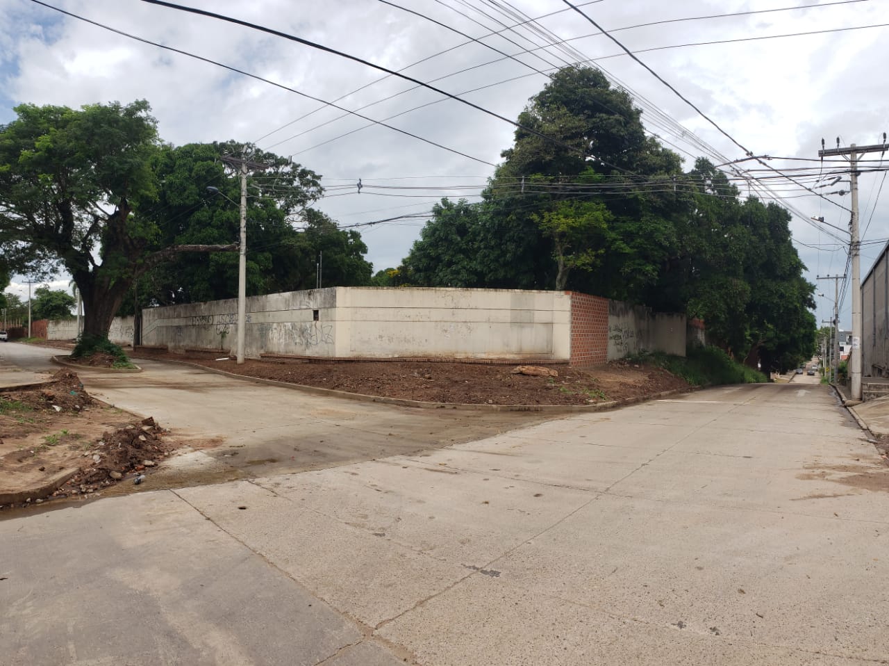 Inmueble # 56 TERRENO EN AV. BANZER 8VO ANILLO - Photo 8
