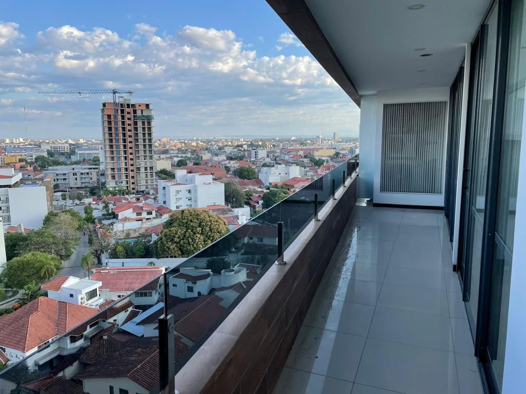 EN VENTA LUJOSO DPTO. DE 2 DORMS. FINAMENTE AMOBLADO Y EQUIPADO - Photo 2
