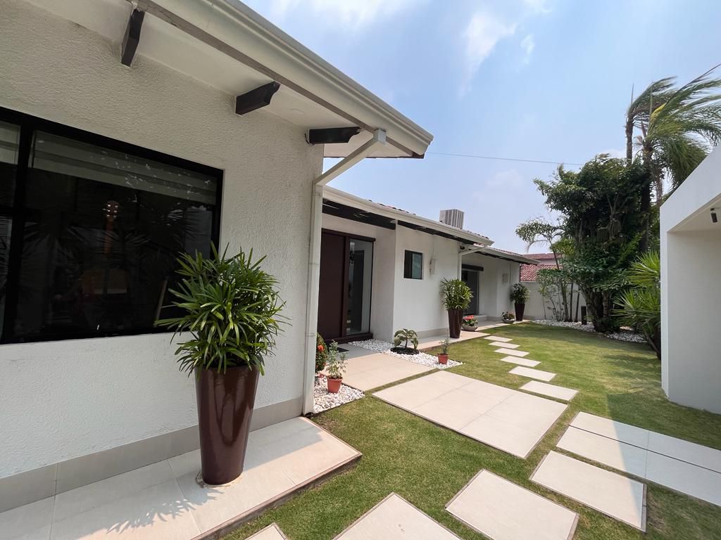 Lujo Y Confort, La Casa Perfecta Para Toda Tu Familia - Photo 5
