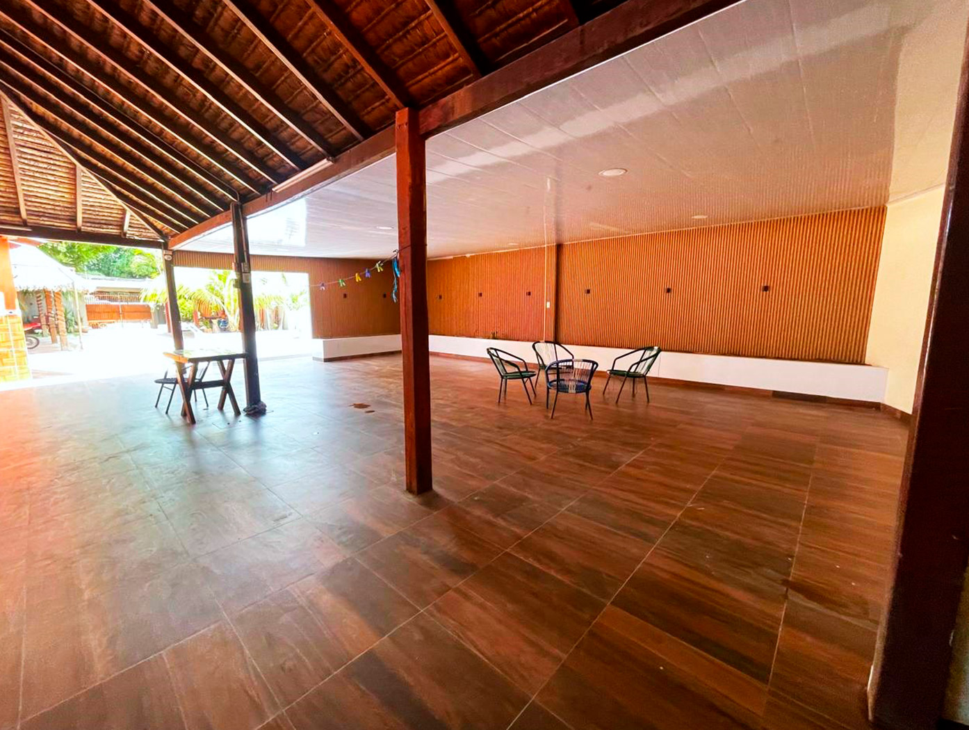 HERMOSA CASA CON PISCINA EN VENTA - Photo 16