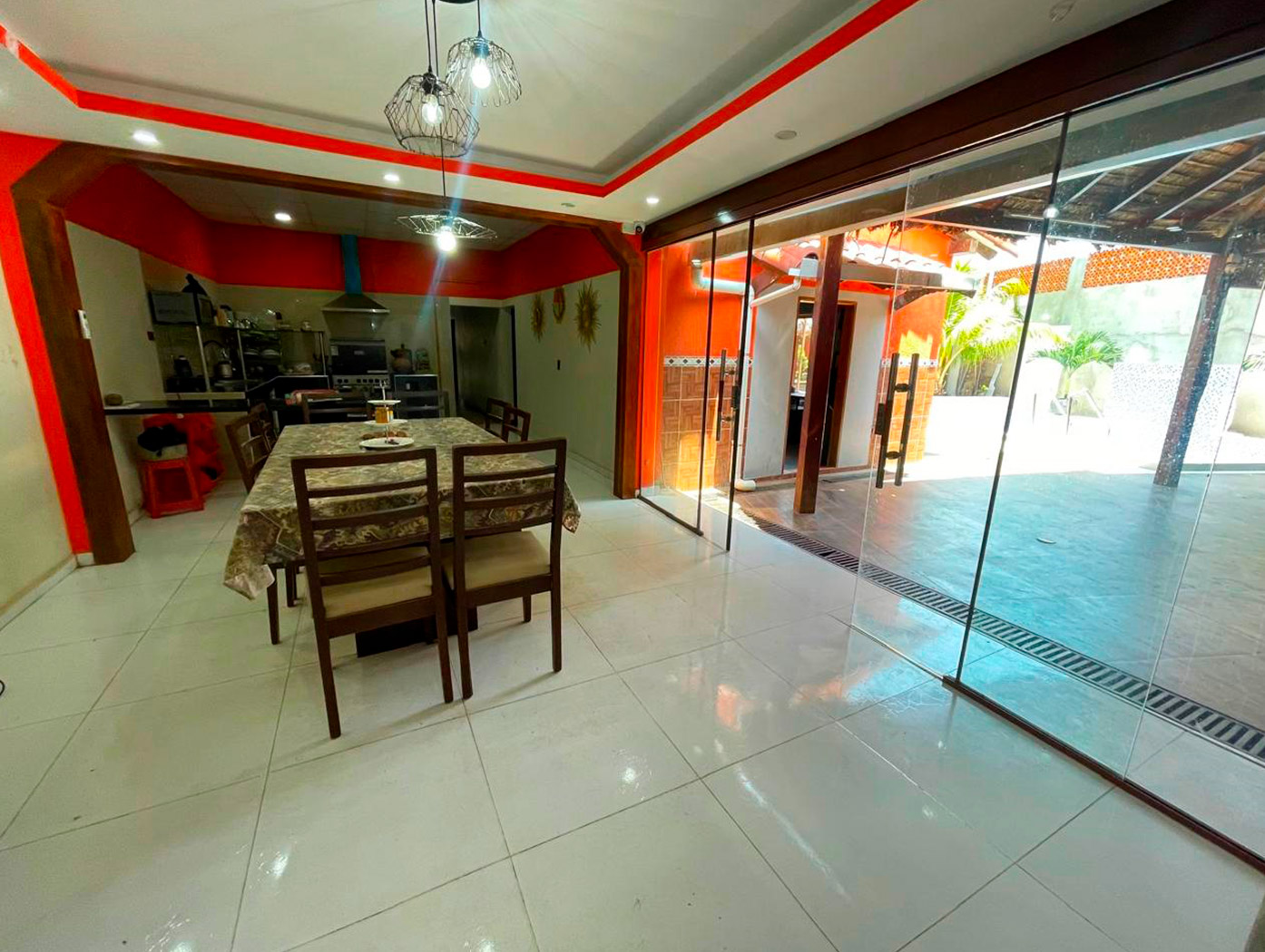 HERMOSA CASA CON PISCINA EN VENTA - Photo 7