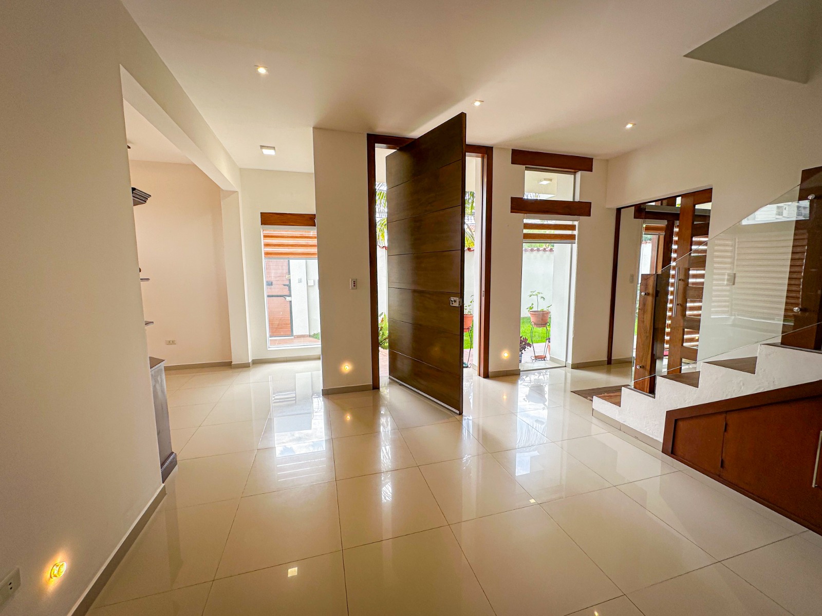Hermosa Casa en venta Barrio Hamacas - entre 3er y 4to anillo - Photo 5