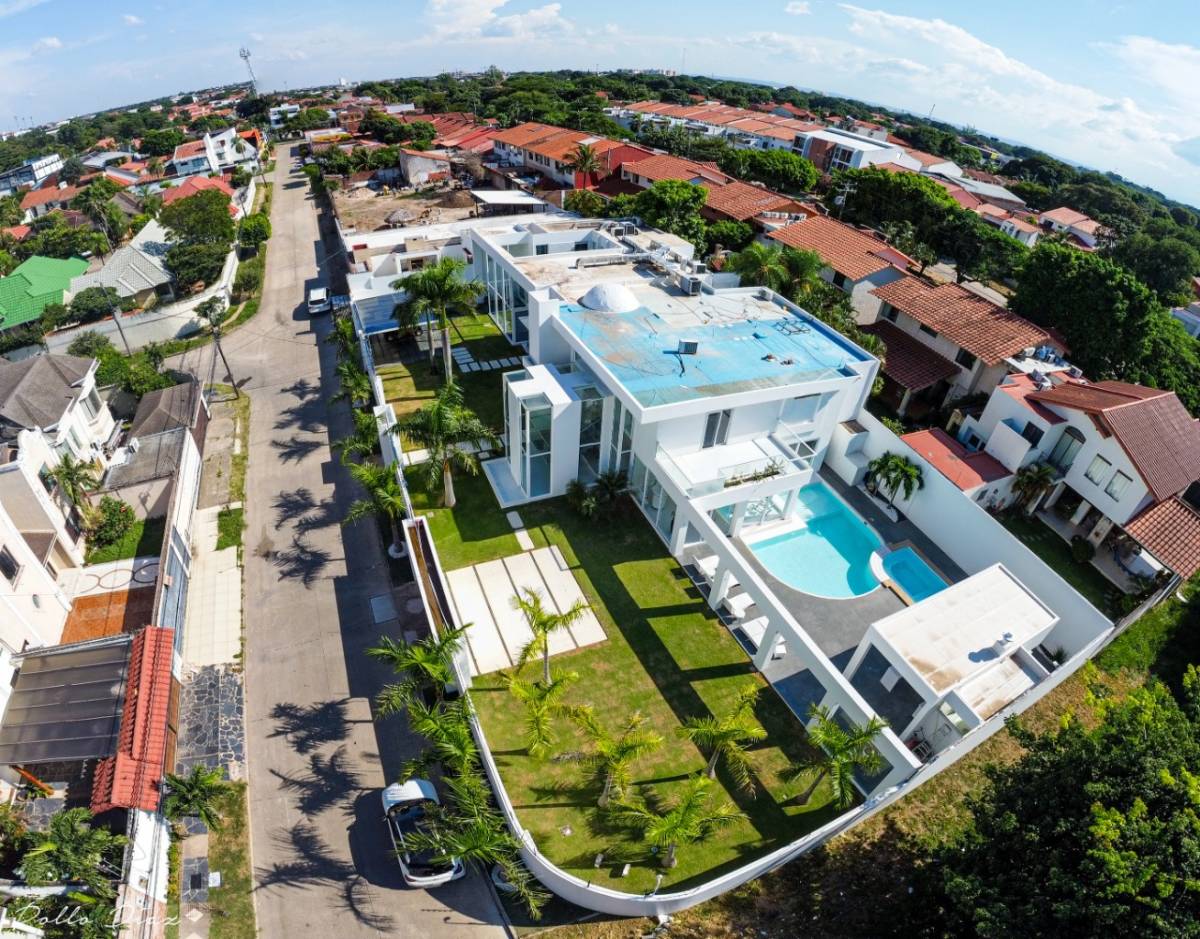 Hogar Elegante En Venta