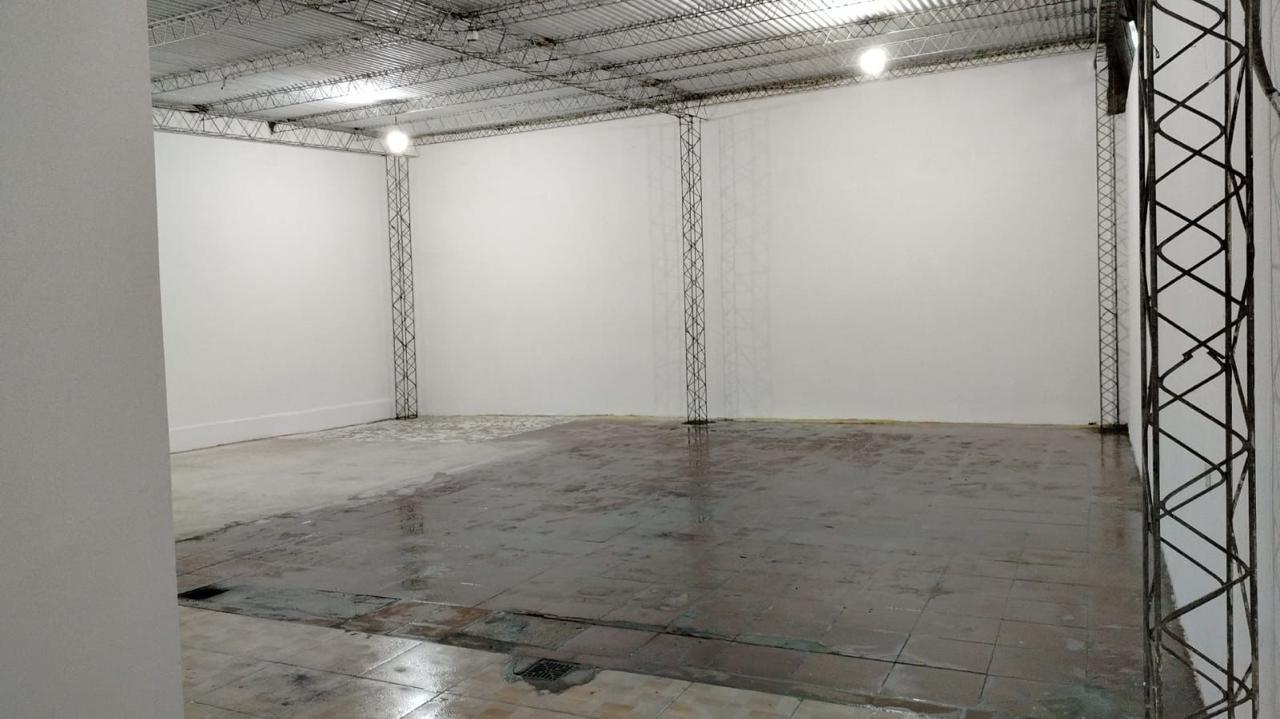 Casa comercial de 3 plantas en zona Mercado Abasto y sobre avenida - Photo 13