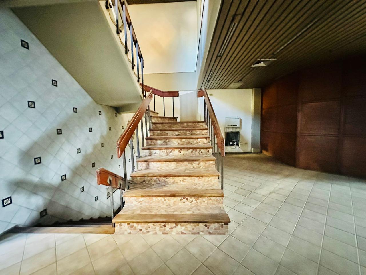 Edificio Comercial en Venta – Zona Los Pozos - Photo 9