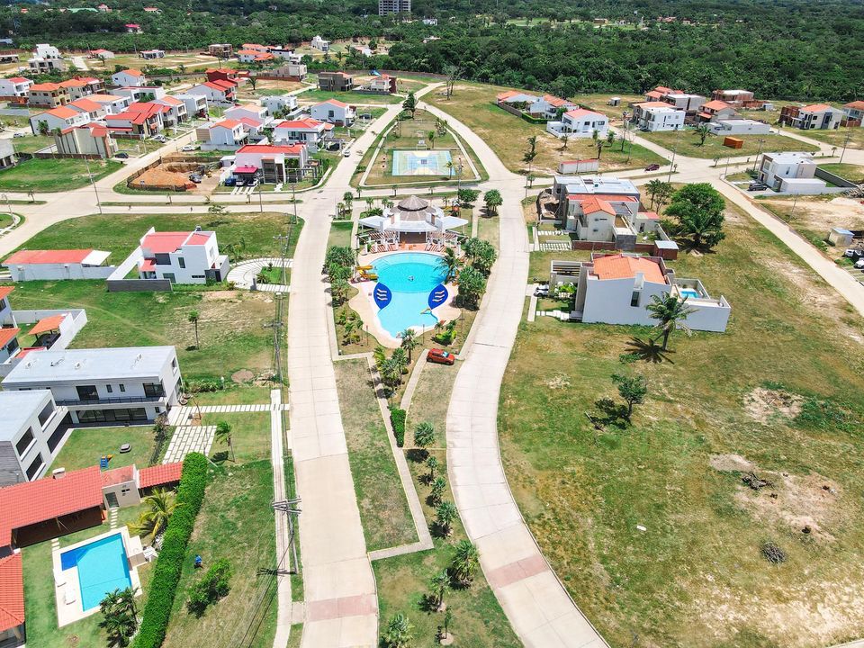 Casa En venta O Alquier En El Urubo Condominio Santa Cruz De La Colina - Photo 4