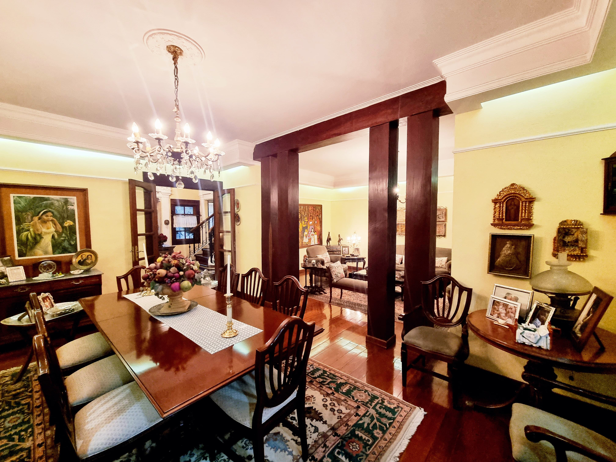 En Venta! Lujosa casa en Equipetrol Norte - Photo 2