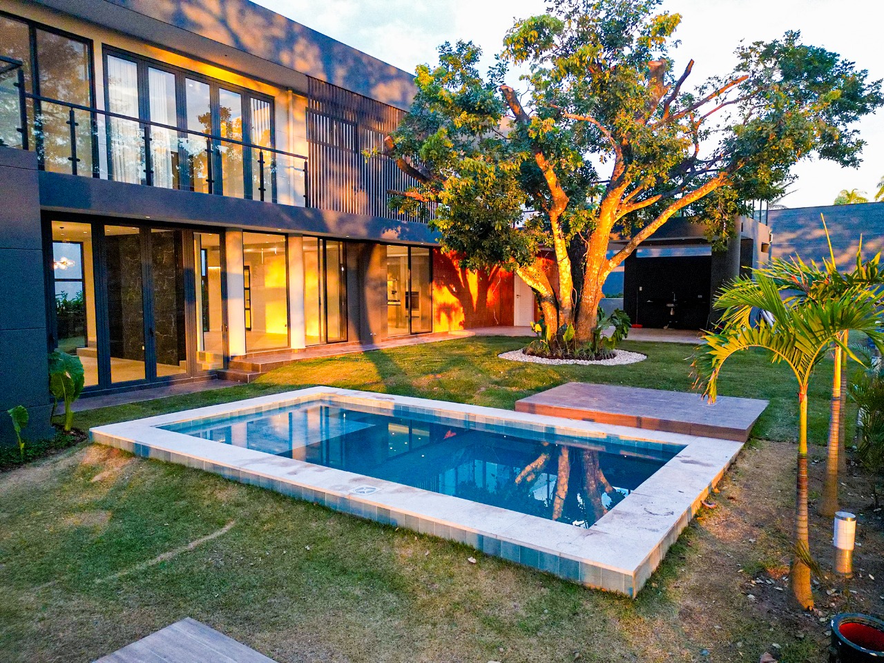 CASA DE LUJO EN VENTA - URUBO GOLF