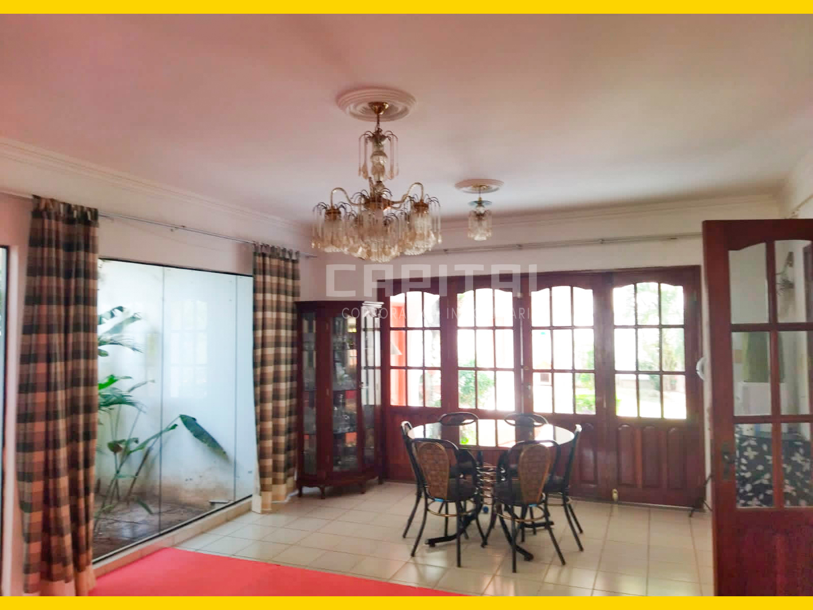 Casa en venta de 5 dormitorios en Av. Paragua entre 2do y 3er anillo - Photo 2