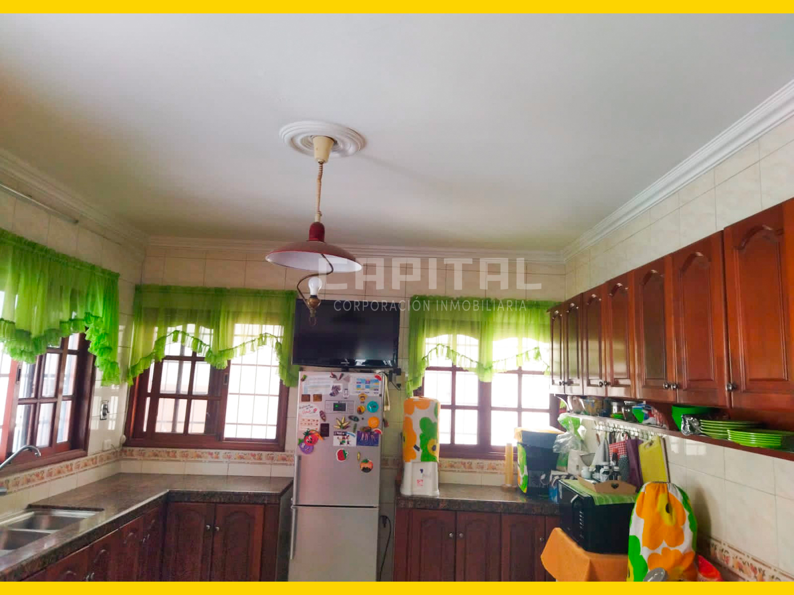 Casa en venta de 5 dormitorios en Av. Paragua entre 2do y 3er anillo - Photo 4