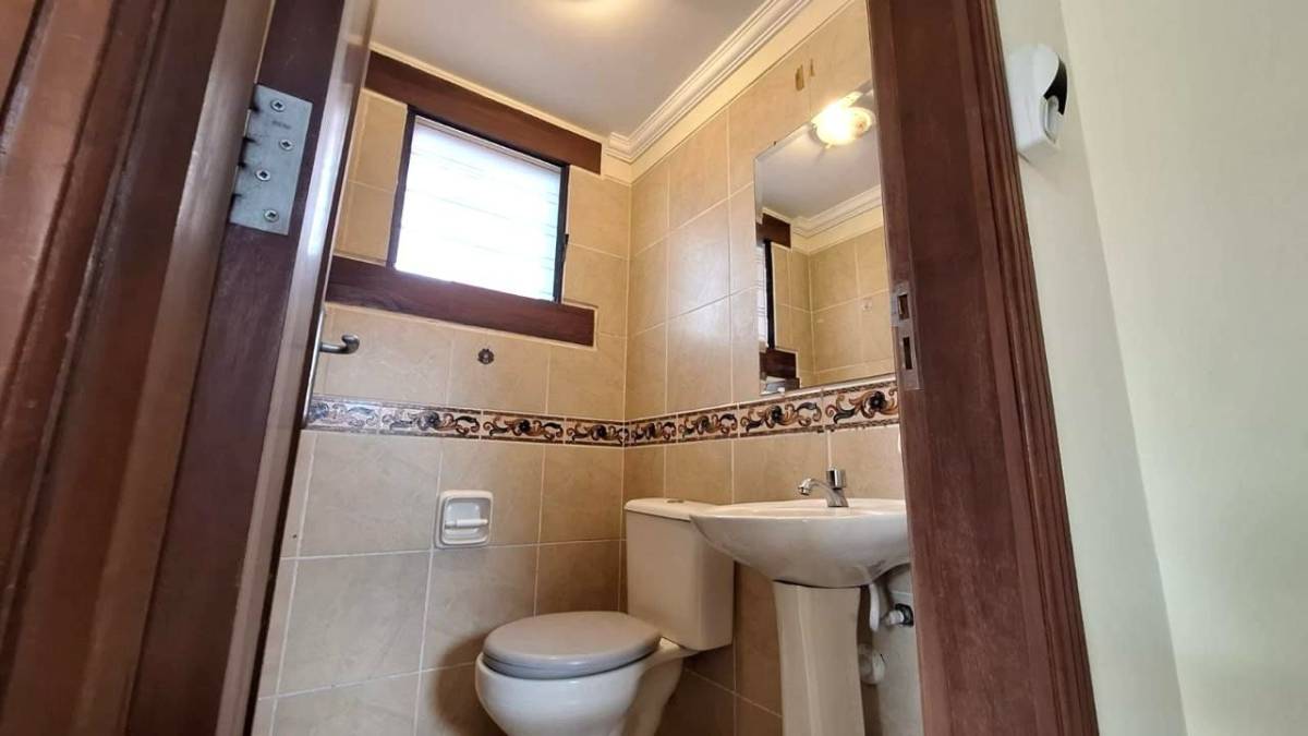 CASA AMPLIA PARA EMPRESA O VIVIENDA SOBRE AV. TTE. VEGA - Photo 10