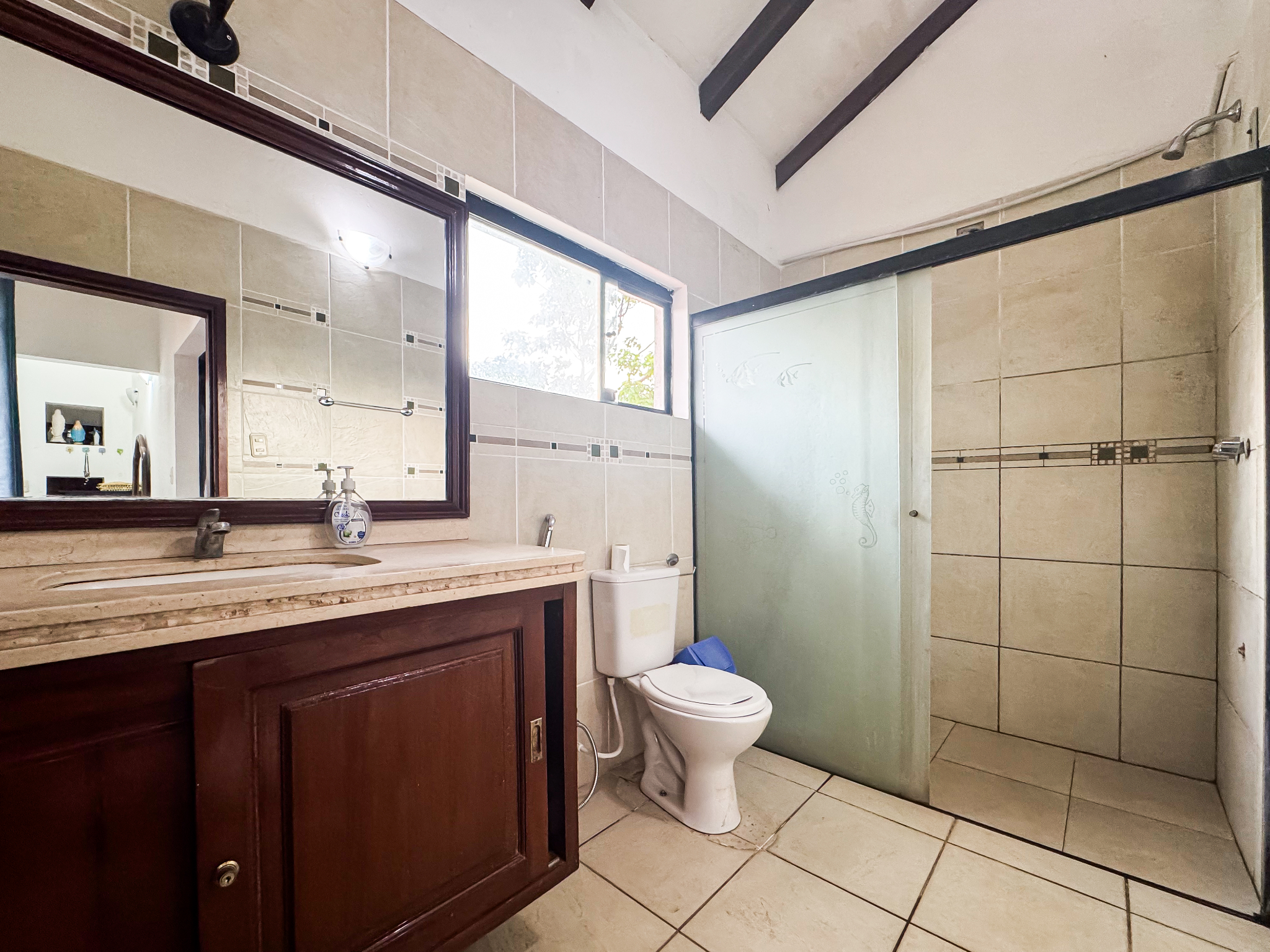 LA GUARDIA, CASA QUINTA A 1 CUADRA DE LA DOBLE VÍA - EN VENTA - Photo 16
