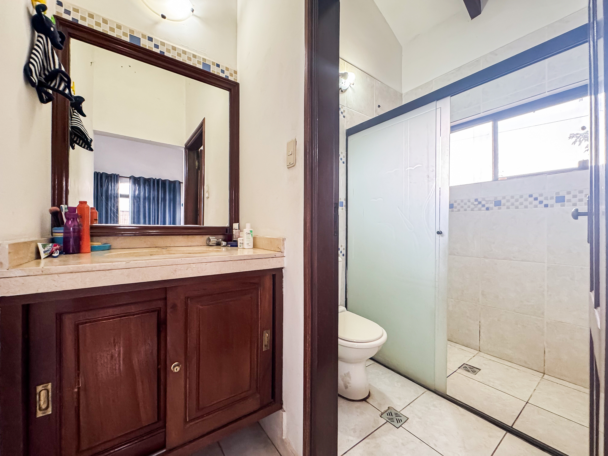 LA GUARDIA, CASA QUINTA A 1 CUADRA DE LA DOBLE VÍA - EN VENTA - Photo 20