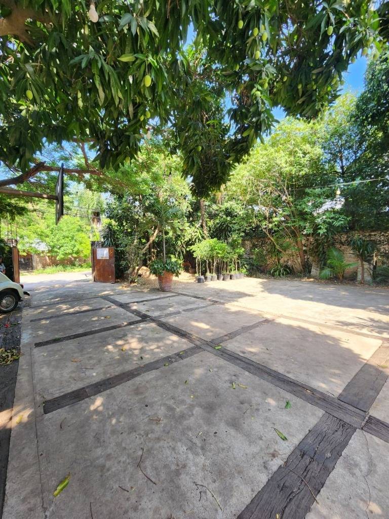 Casa a precio de Terreno en Venta Zona Sur - Mercado El Trompillo - Photo 2
