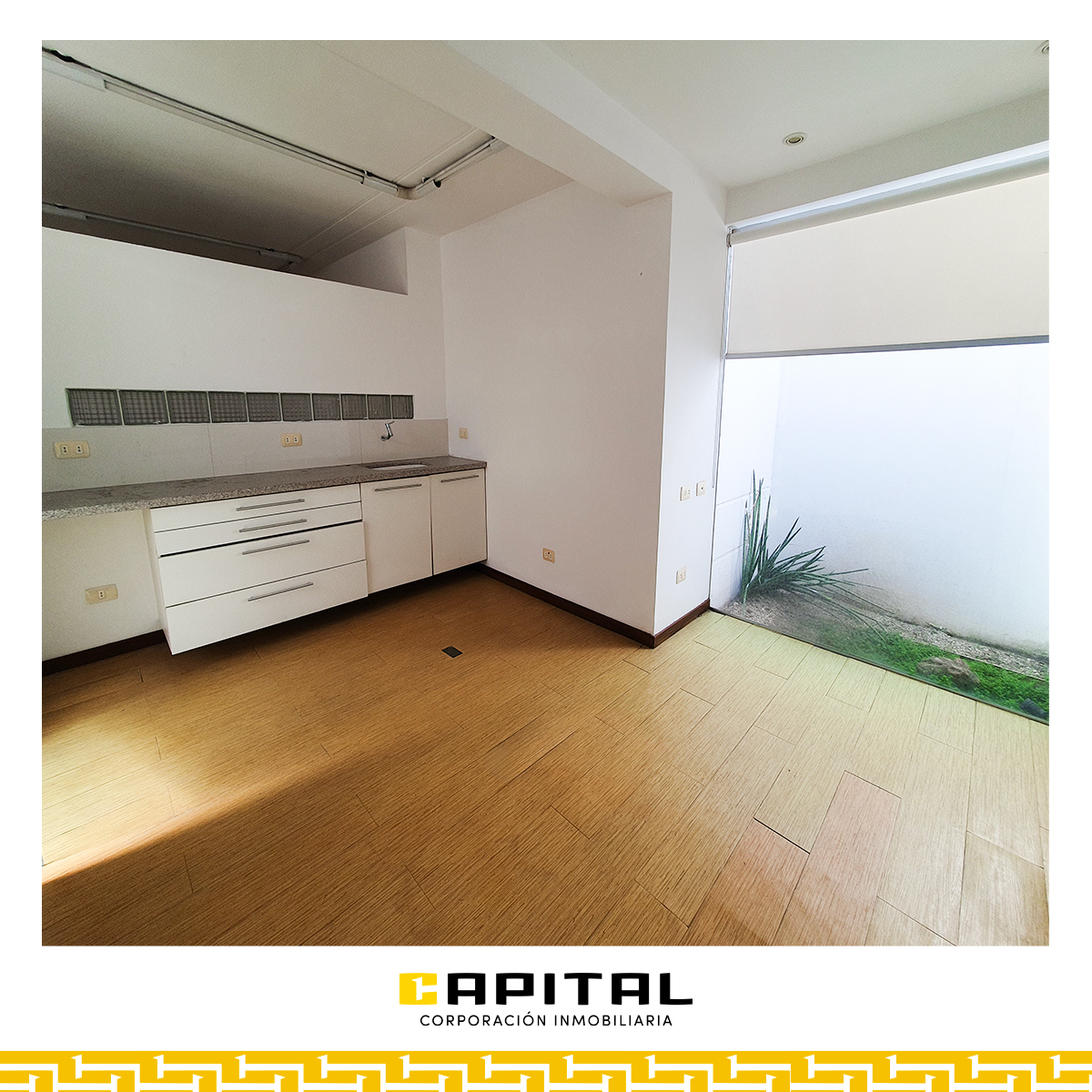AMPLIA CASA EN VENTA SOBRE CALLE SUCRE – A UNA CUADRA DEL 1ER ANILLO - Photo 14