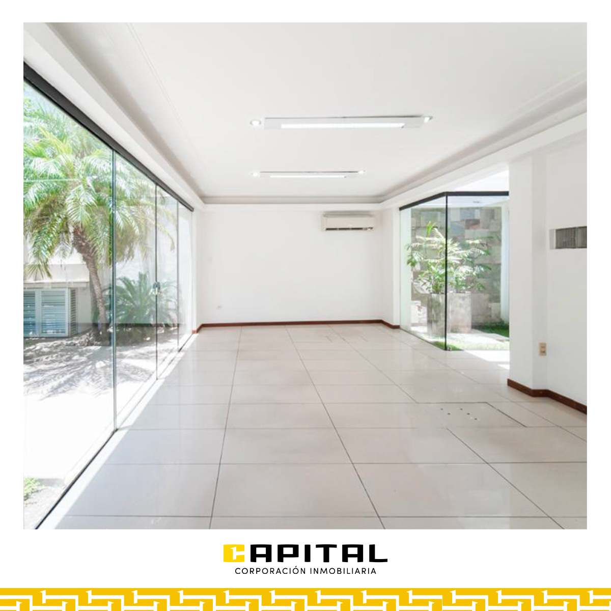 AMPLIA CASA EN VENTA SOBRE CALLE SUCRE – A UNA CUADRA DEL 1ER ANILLO - Photo 3
