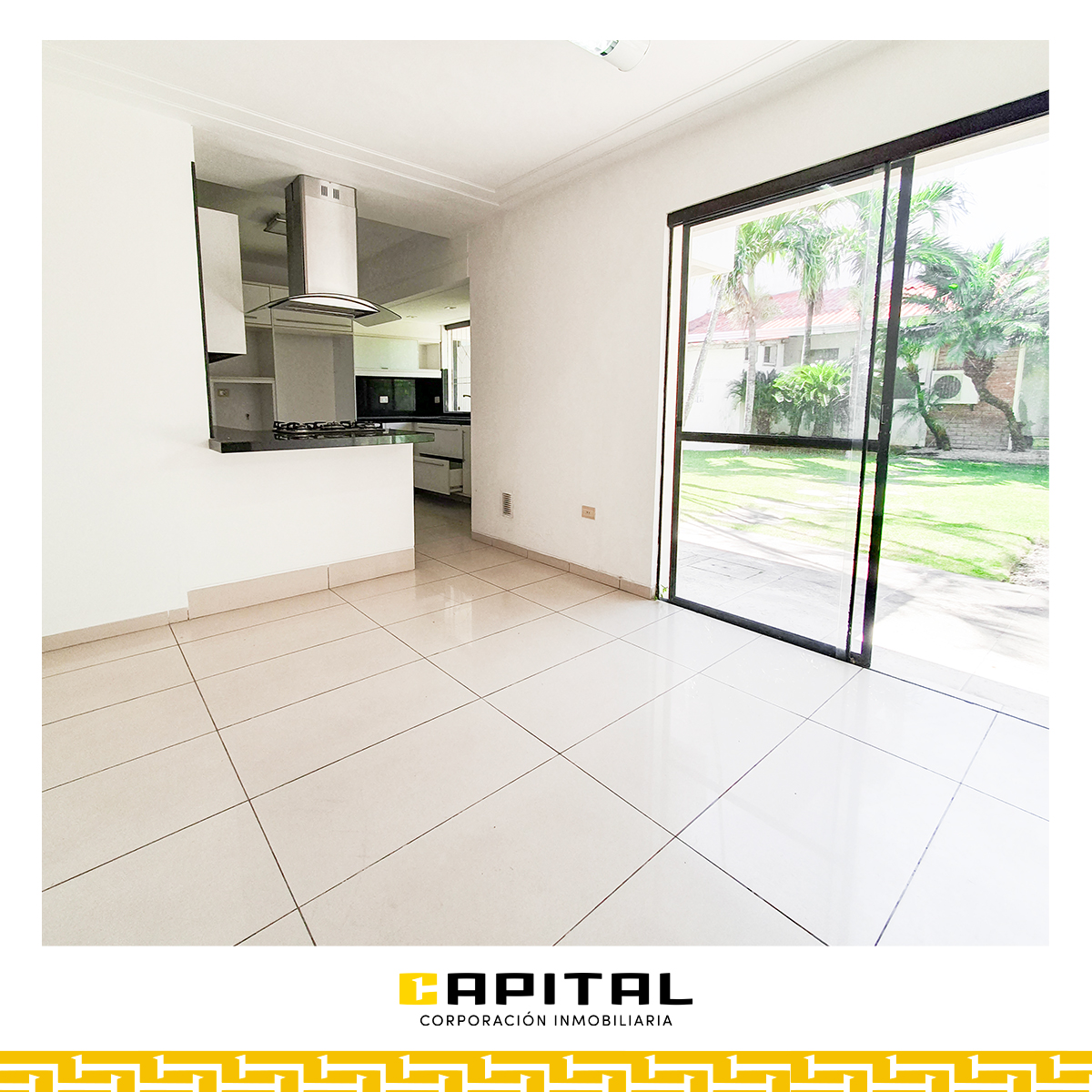 AMPLIA CASA EN VENTA SOBRE CALLE SUCRE – A UNA CUADRA DEL 1ER ANILLO - Photo 9