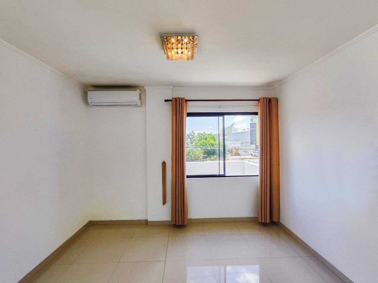 ATENCION INVERESIONISTAS,EDIFICIO COMERCIAL EN VENTA, AV BANZER Y 7MO ANILLO - Photo 20