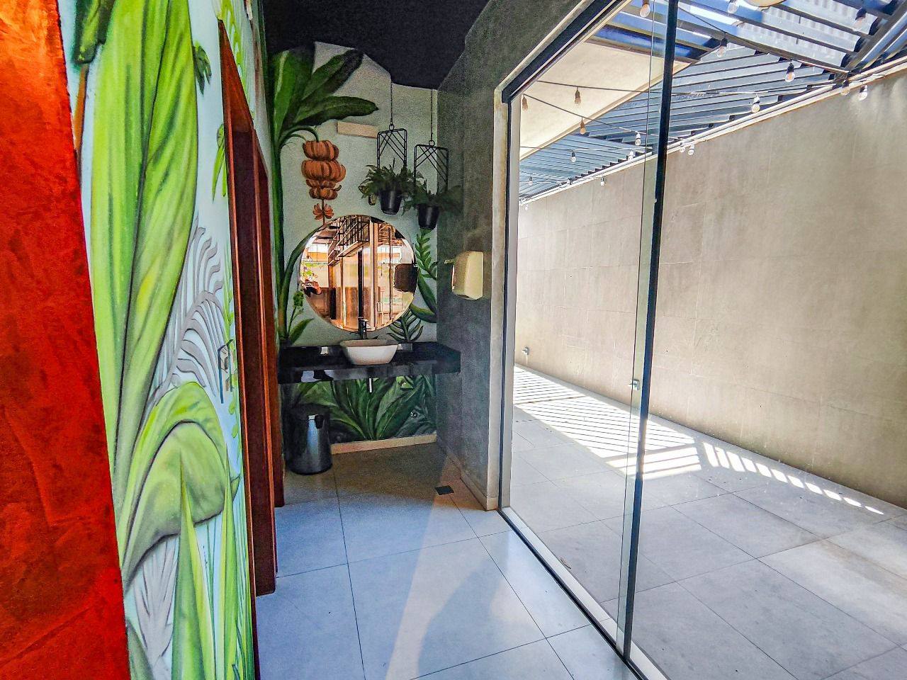 ATENCION INVERESIONISTAS,EDIFICIO COMERCIAL EN VENTA, AV BANZER Y 7MO ANILLO - Photo 6