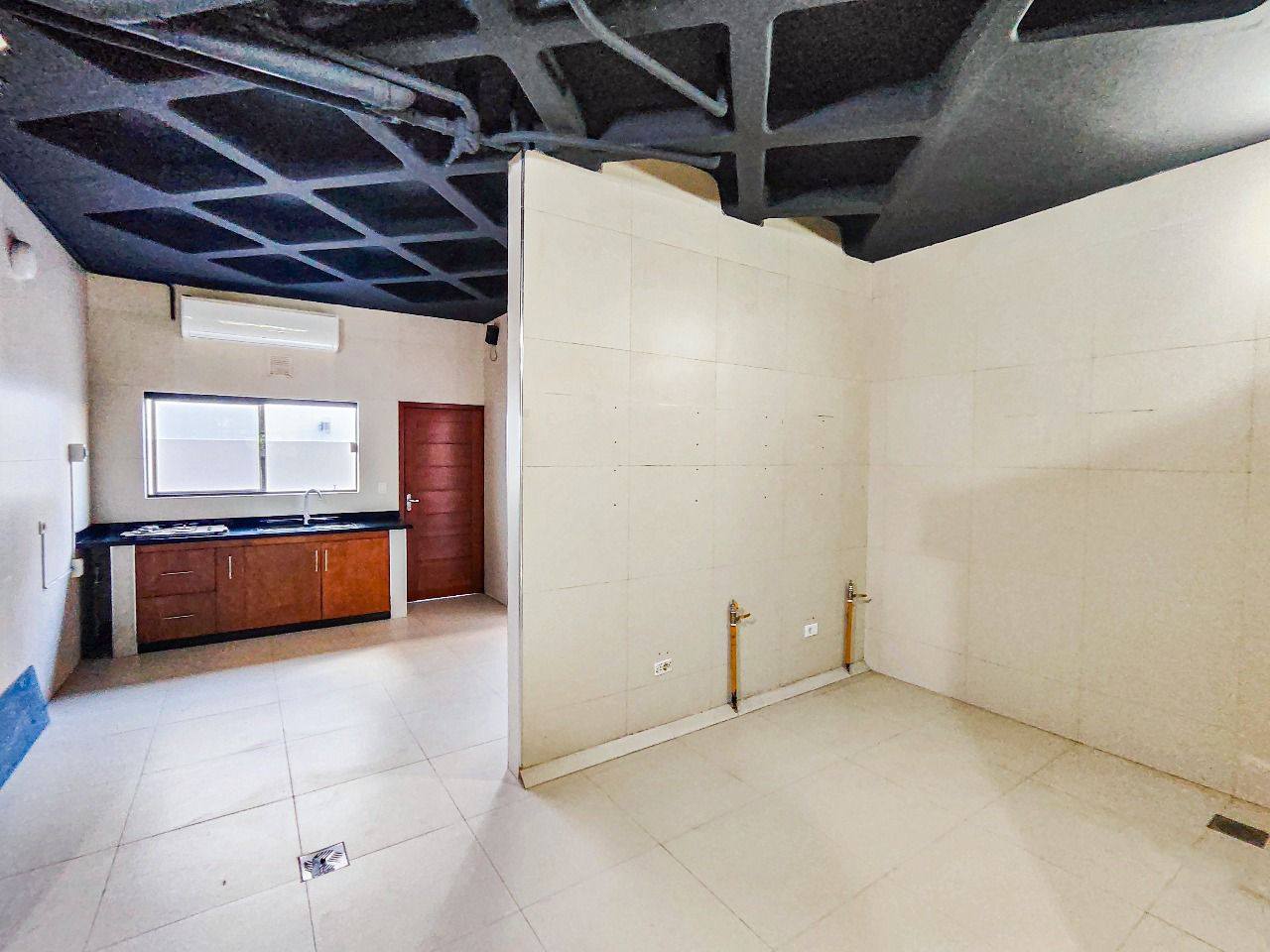 ATENCION INVERESIONISTAS,EDIFICIO COMERCIAL EN VENTA, AV BANZER Y 7MO ANILLO - Photo 7
