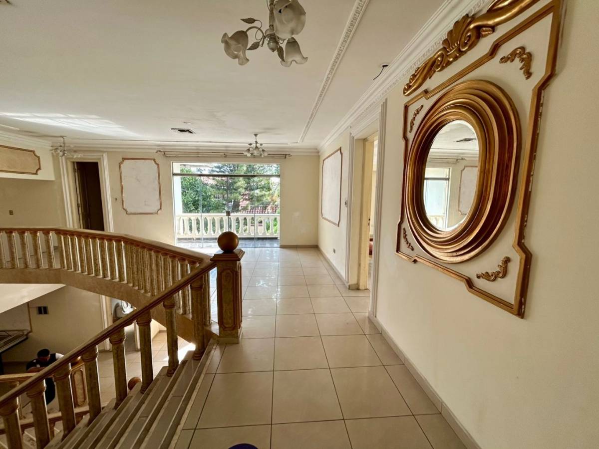MANSION EN VENTA, av. Melchor Pinto - Photo 4