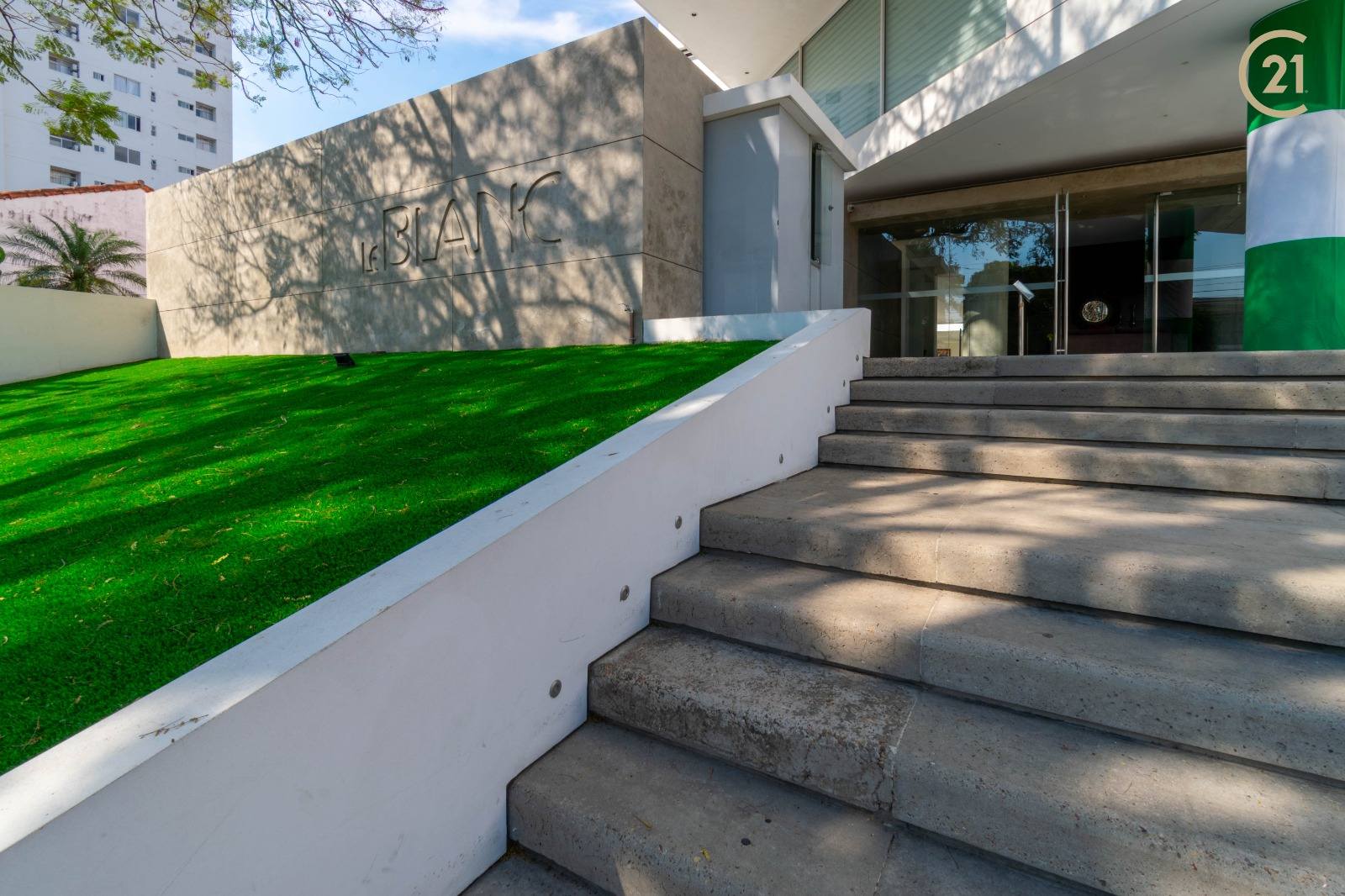 SOBRE AV LAS AMERICAS, PENTHOUSE DE LUJO EN VENTA - Photo 2