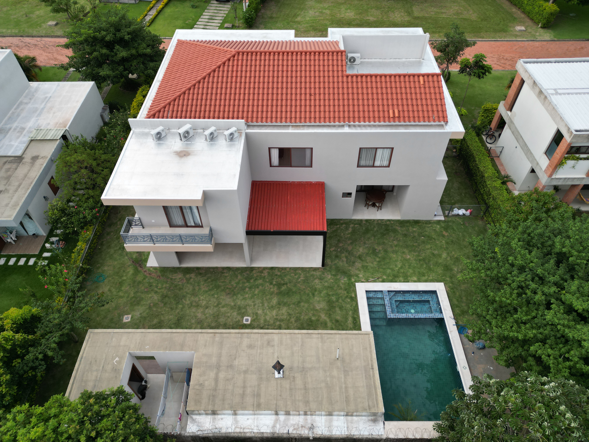 CASA DE LUJO EN LA ZONA MÁS EXCLUSIVA DE SANTA CRUZ – URUBÓ - Photo 10