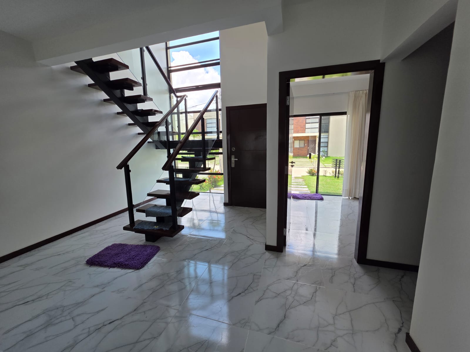 CASA EN VENTA EN URUBÓ  Condominio Los Parques III - Photo 2