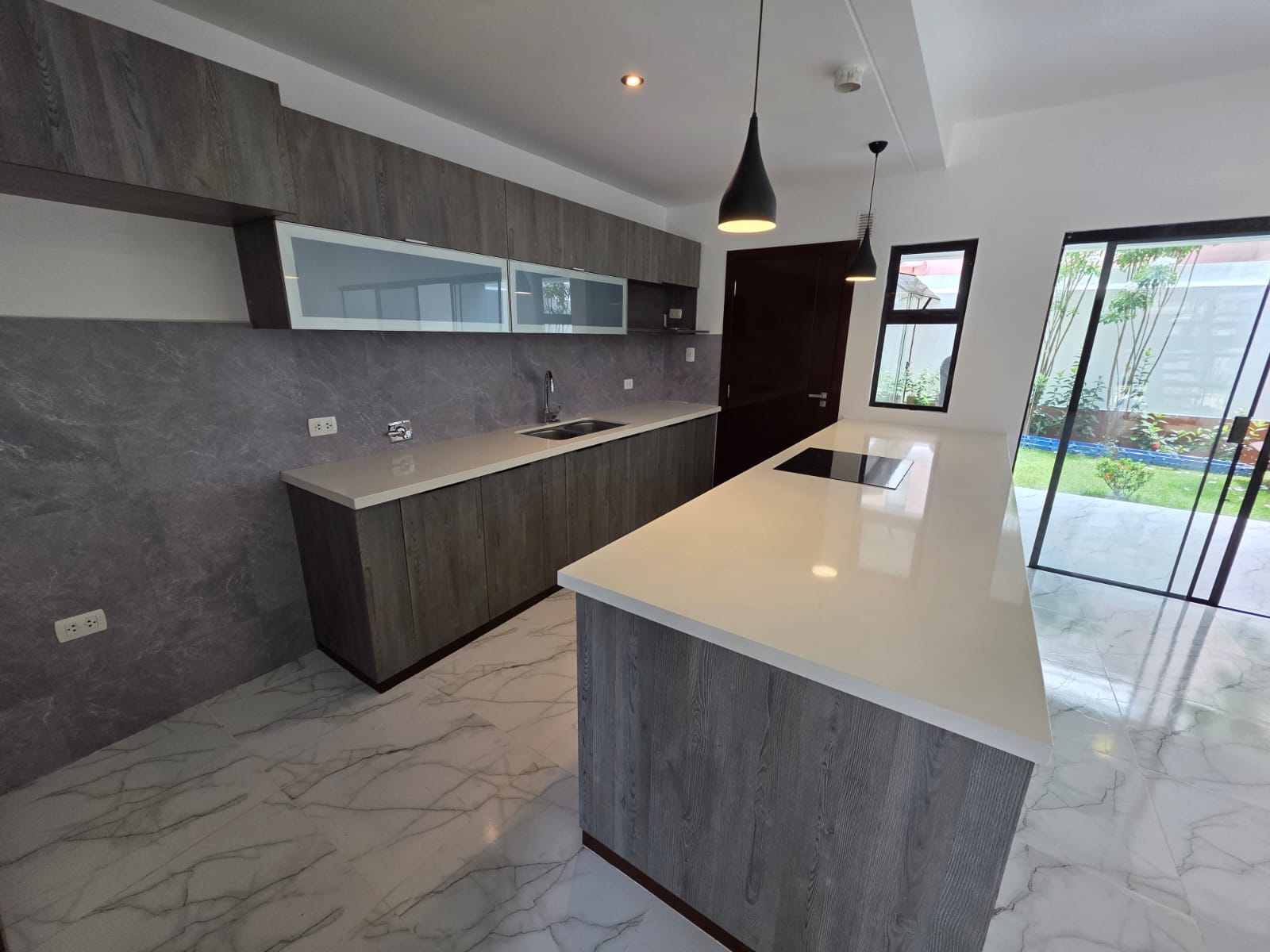 CASA EN VENTA EN URUBÓ  Condominio Los Parques III - Photo 4