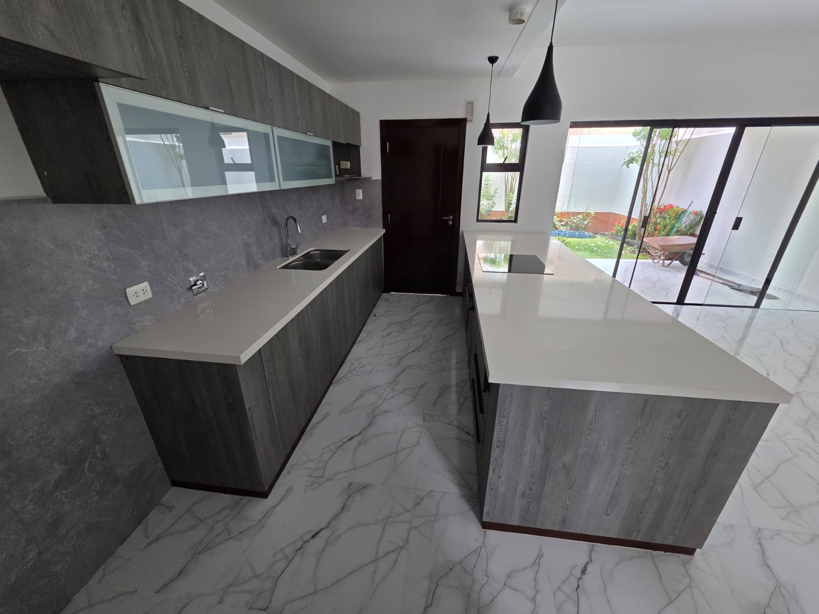 CASA EN VENTA EN URUBÓ  Condominio Los Parques III - Photo 5