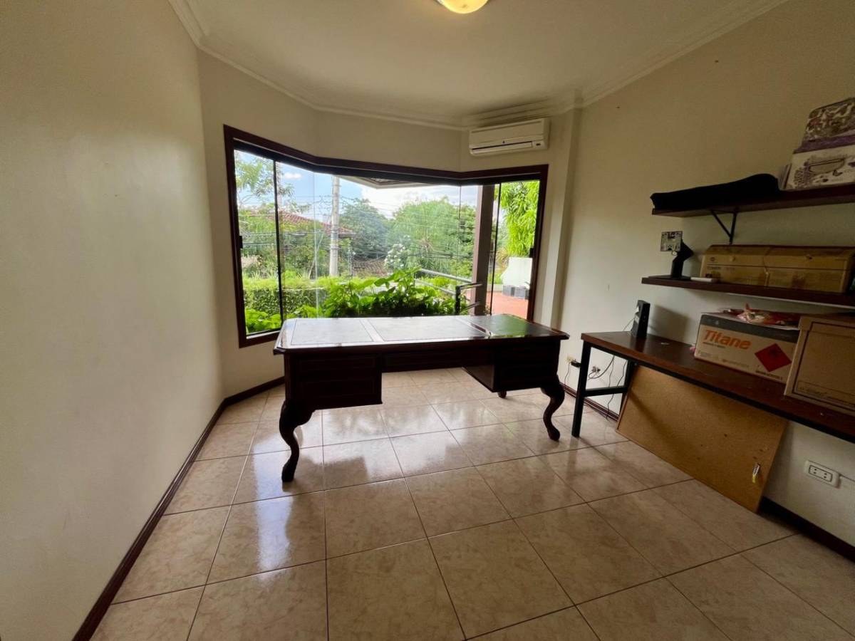 Casa en Venta – 2do Anillo | Zona Gimnasio Reyes - Photo 10