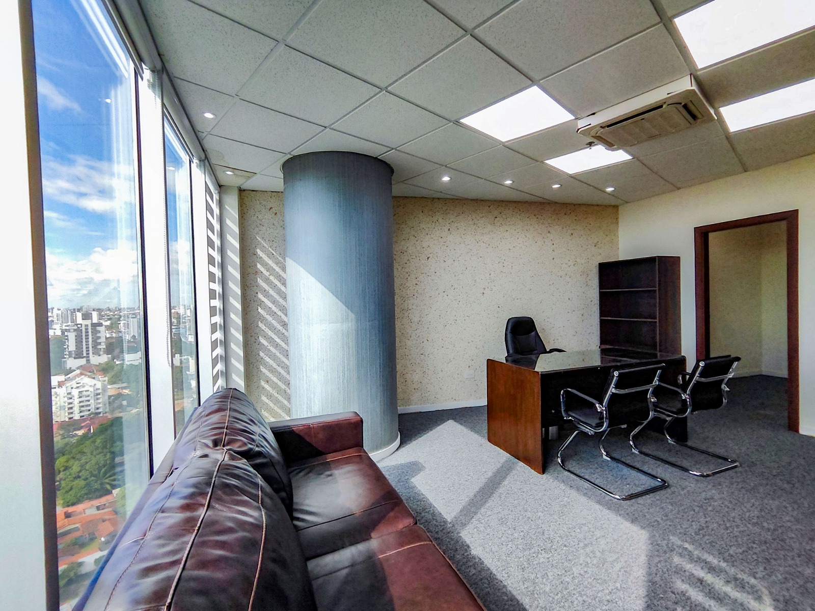 Oficina en Equipetrol - Photo 11