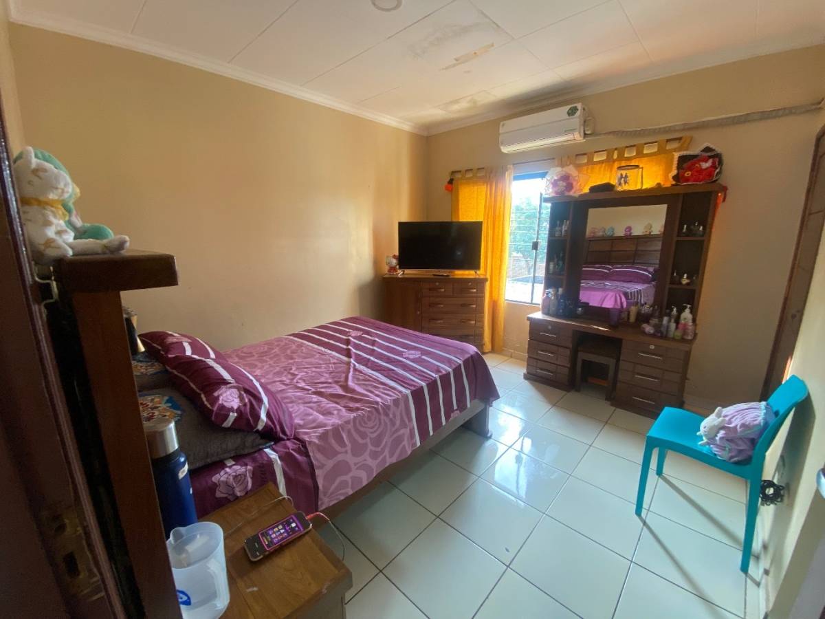 CASA EN VENTA SOBRE AVENIDA COLECTORA - ZONA SUR - Photo 9