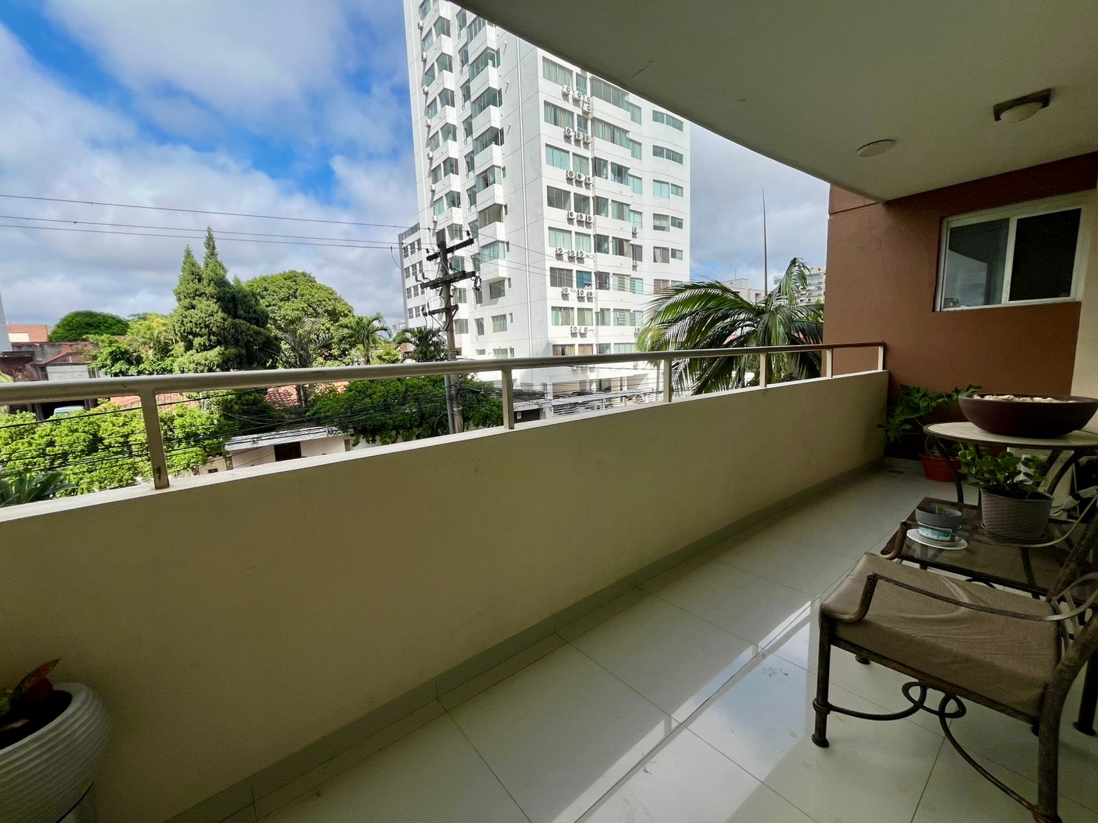 AMPLIO Y ELEGANTE DEPARTAMENTO EN ZONA SUR PARALELO AV. LAS AMERICAS - Photo 15