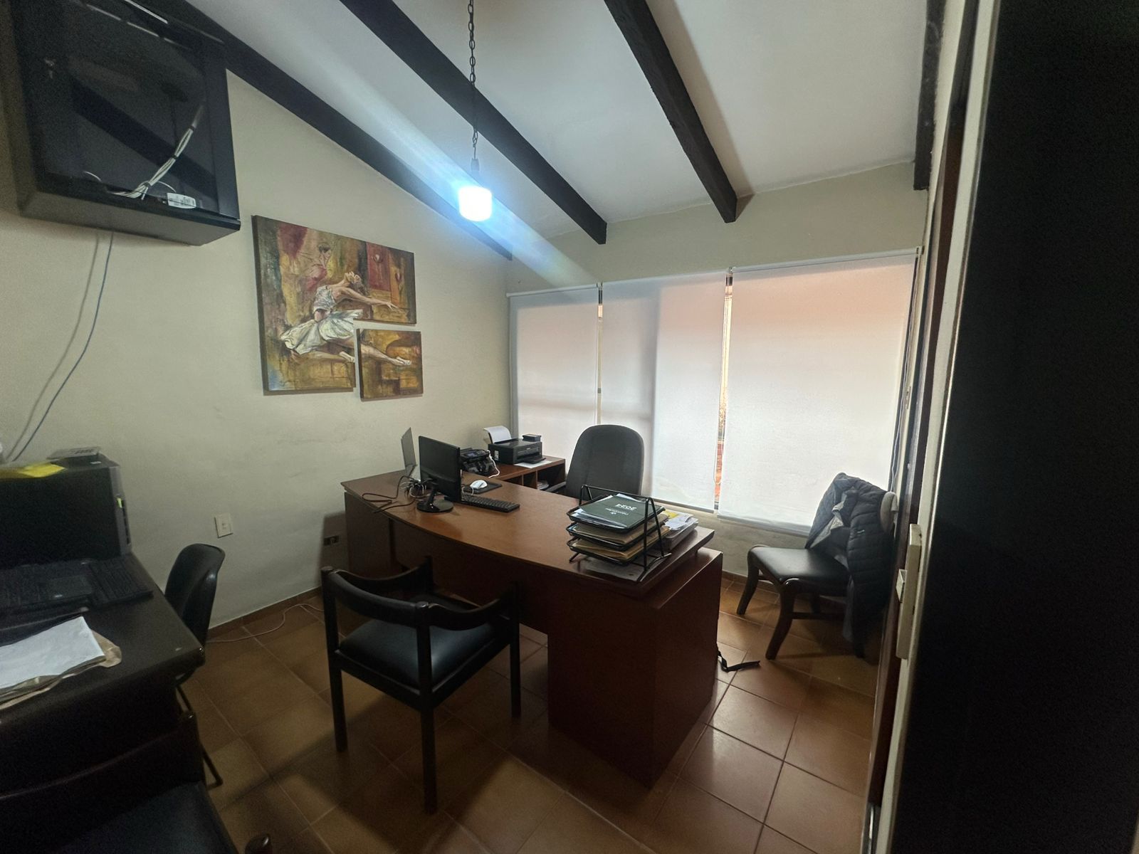 En Venta! Amplia Casa en Equipetrol - Photo 12