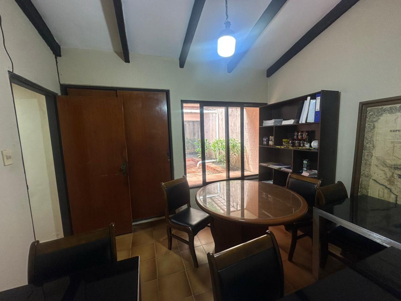 En Venta! Amplia Casa en Equipetrol - Photo 14
