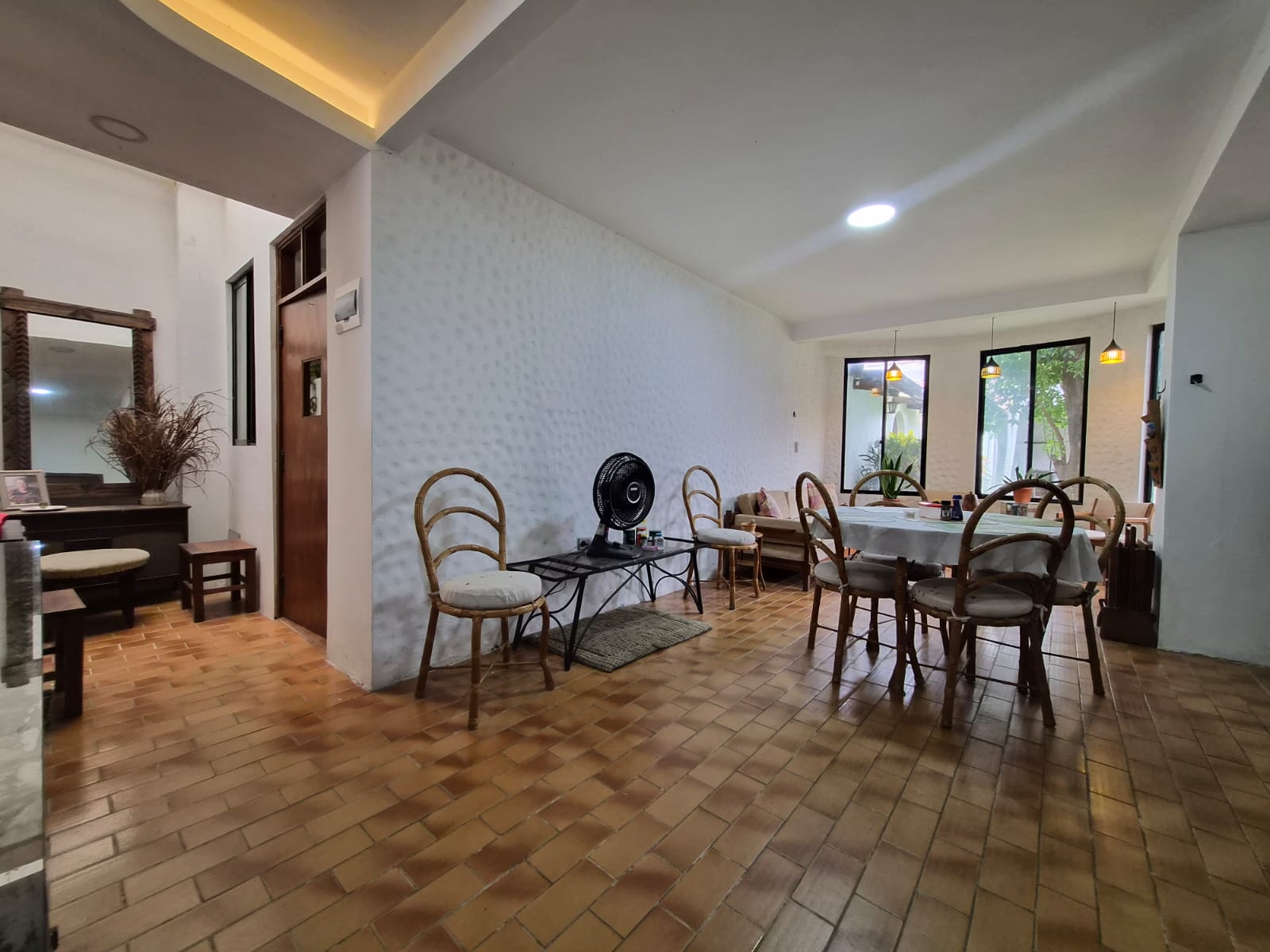 Hermosa Casa de 2 Plantas en Venta - Photo 8